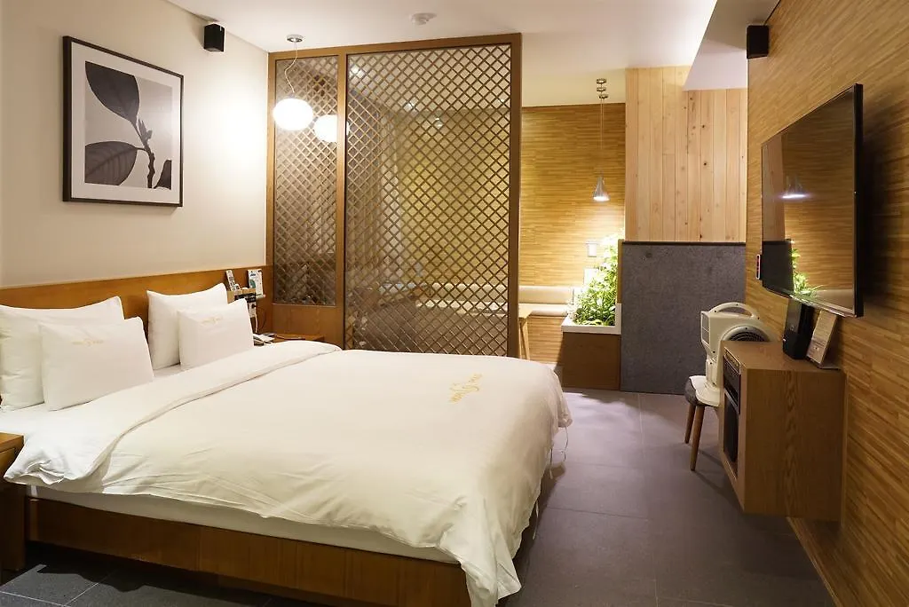 Polo Tourist Hotel Incheon