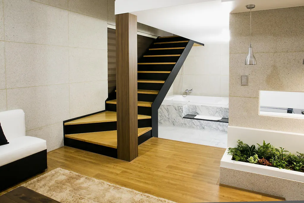 **  Polo Tourist Hotel Incheon South Korea